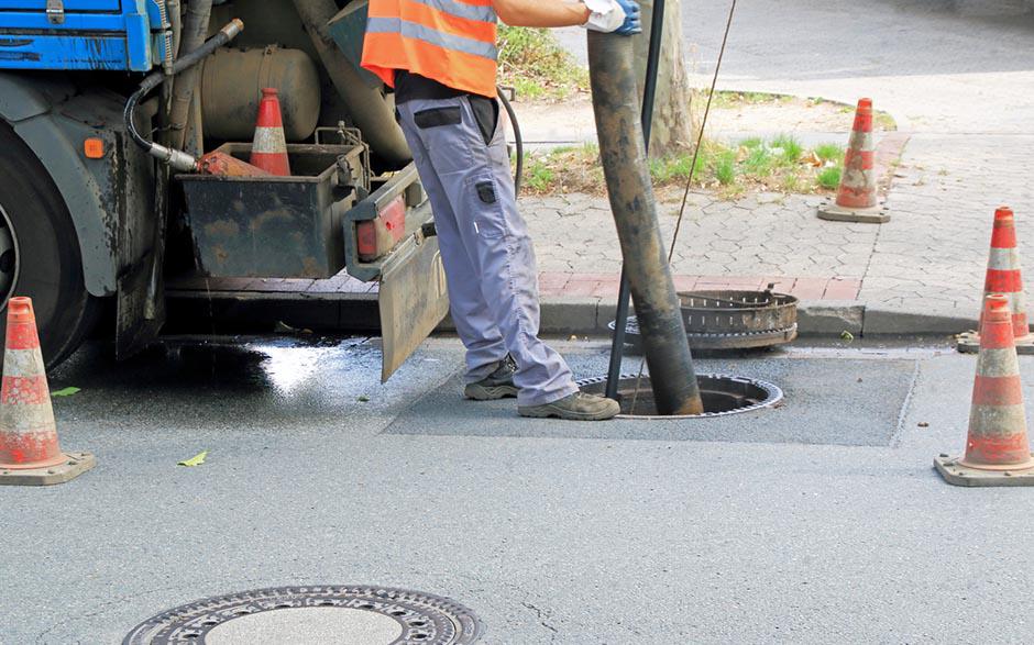 tuyau déboucheur canalisation Paris 7